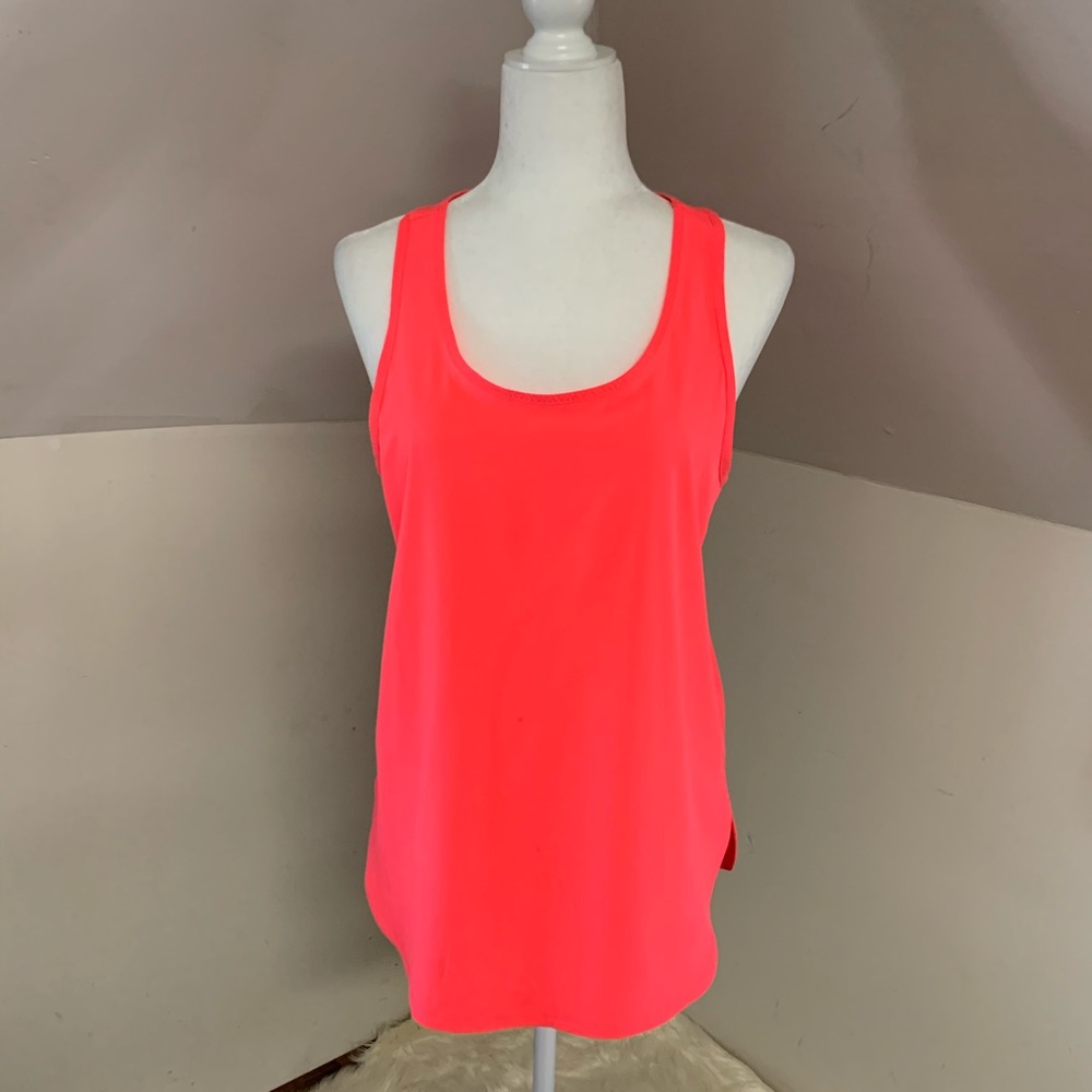 NWOT Calvin Klein Performance top